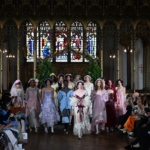 1789743902_AA_20260918_42504692_42504684_LONDRA_MODA_HAFTASINDA_BORA_AKSU_DEFILESI_GERCEKLESTIRILDI.jpg