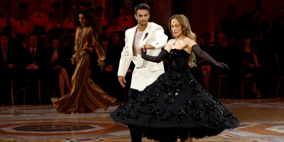 Milano Moda Haftası yıldızlarla başladı